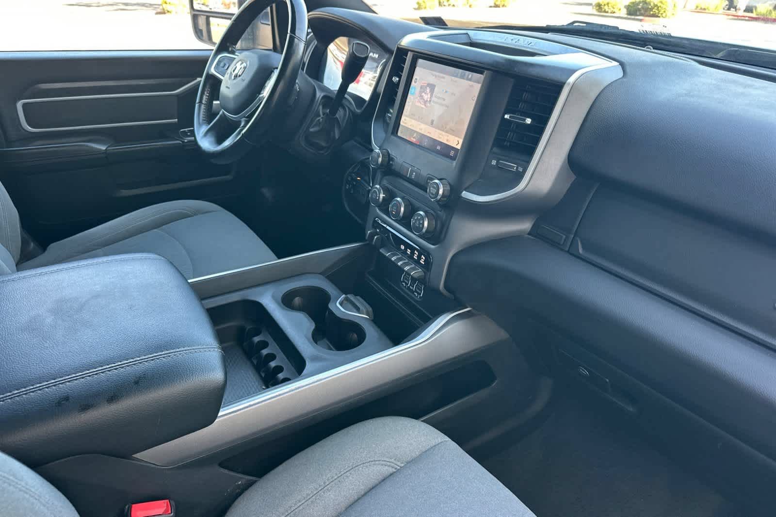 Used 2024 RAM 2500 Big Horn w/ Off Road Package AWD/4WD image 16