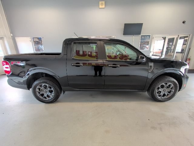 Certified 2025 Ford Maverick XLT w/ XLT Luxury Package AWD/4WD image 5