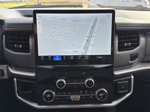 Certified 2022 Ford Expedition XLT image 28