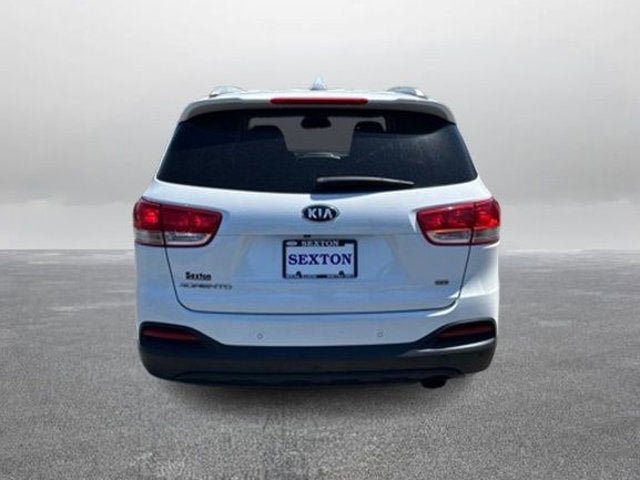 Used 2017 Kia Sorento FWD w/ LX Convenience Package image 9