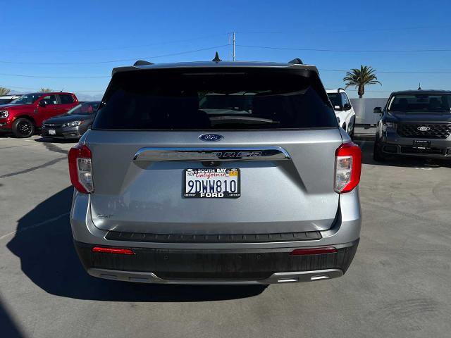Certified 2022 Ford Explorer XLT w/ Equipment Group 202A image 4