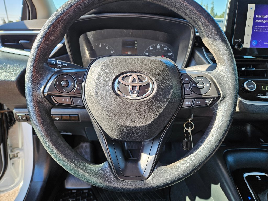 Used 2023 Toyota Corolla LE FWD image 22