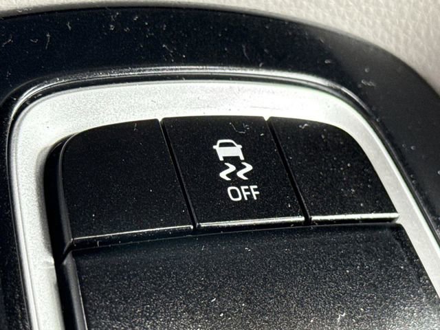 Used 2024 Toyota Corolla LE FWD image 33