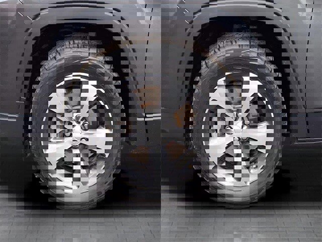 Used 2020 Jeep Cherokee Limited image 9