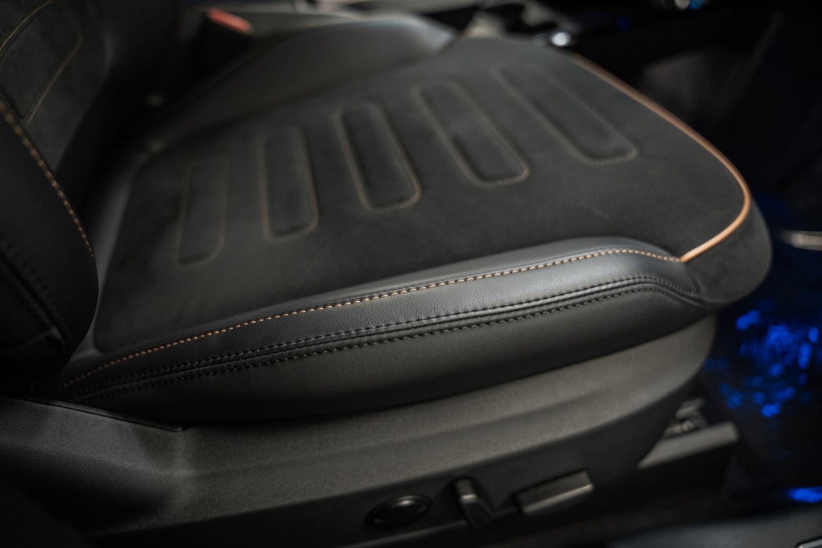 Certified 2023 Ford Mustang Mach-E GT image 38