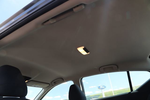 Used 2025 Nissan Altima 2.5 SV FWD image 19