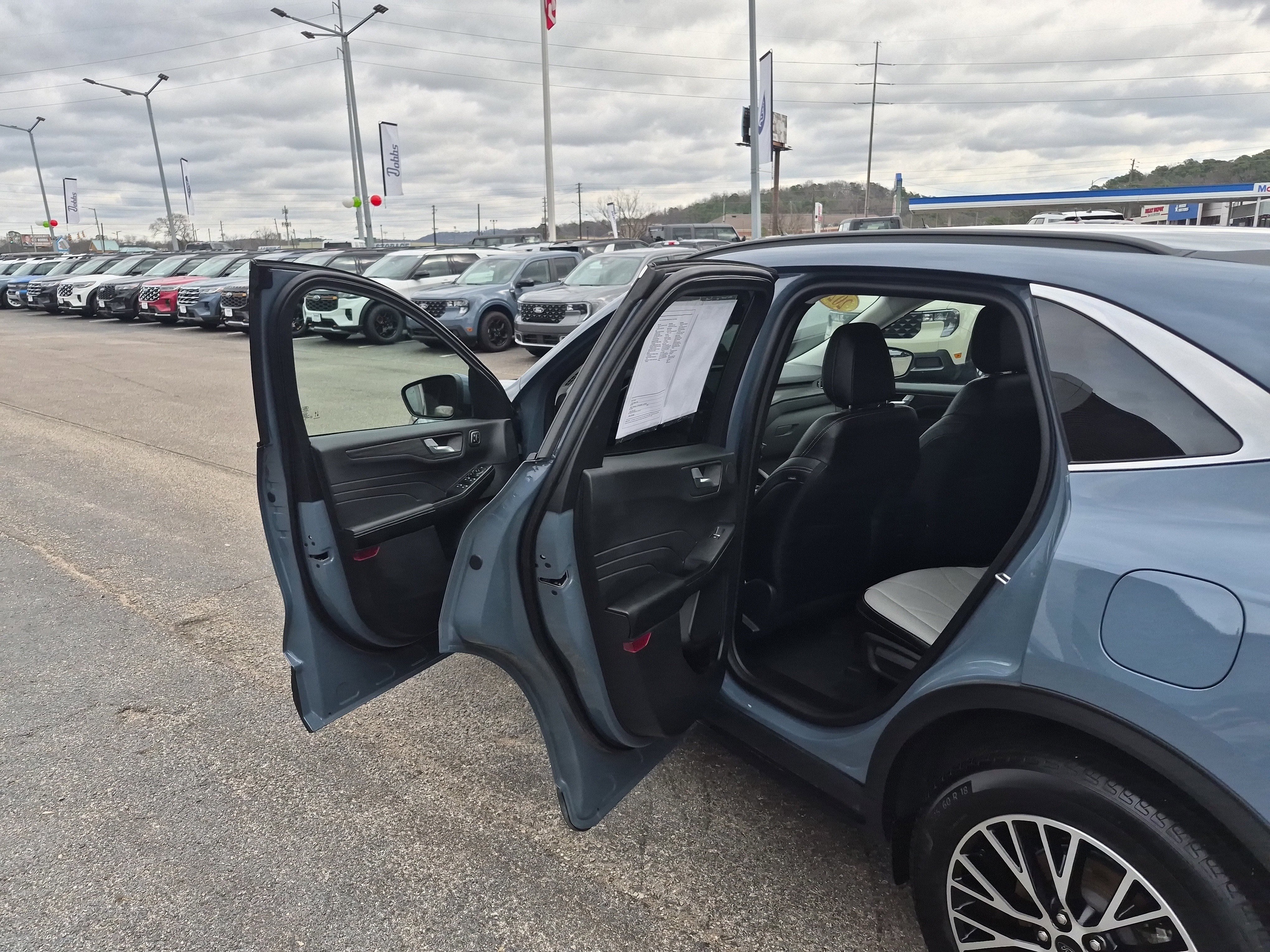 Certified 2025 Ford Escape PHEV w/ PHEV Premium Package image 14