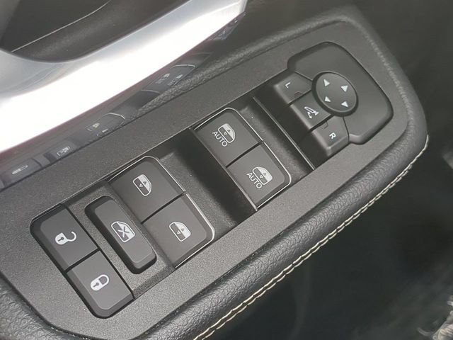 Used 2025 RAM 1500 Laramie w/ Sport Appearance Package AWD/4WD image 24