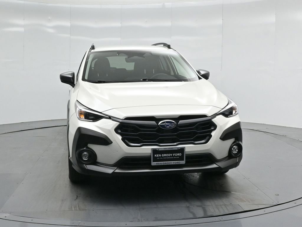 Used 2025 Subaru Crosstrek 2.0i Premium w/ Crosstrek Mirror Package AWD/4WD image 3