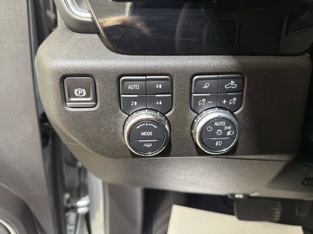 Used 2025 GMC Sierra 2500 SLT AWD/4WD image 12