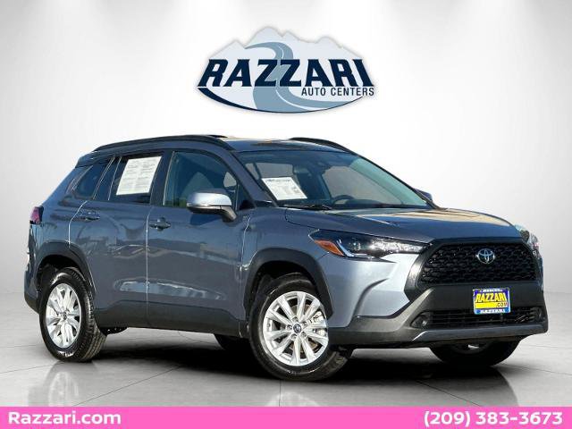 Used 2022 Toyota Corolla Cross LE image 7