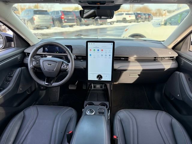 Certified 2022 Ford Mustang Mach-E Premium image 3
