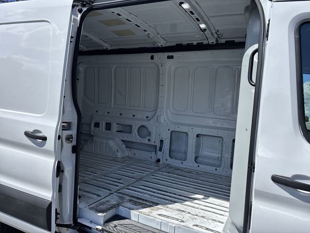 Certified 2023 Ford Transit 250 Medium Roof AWD image 12