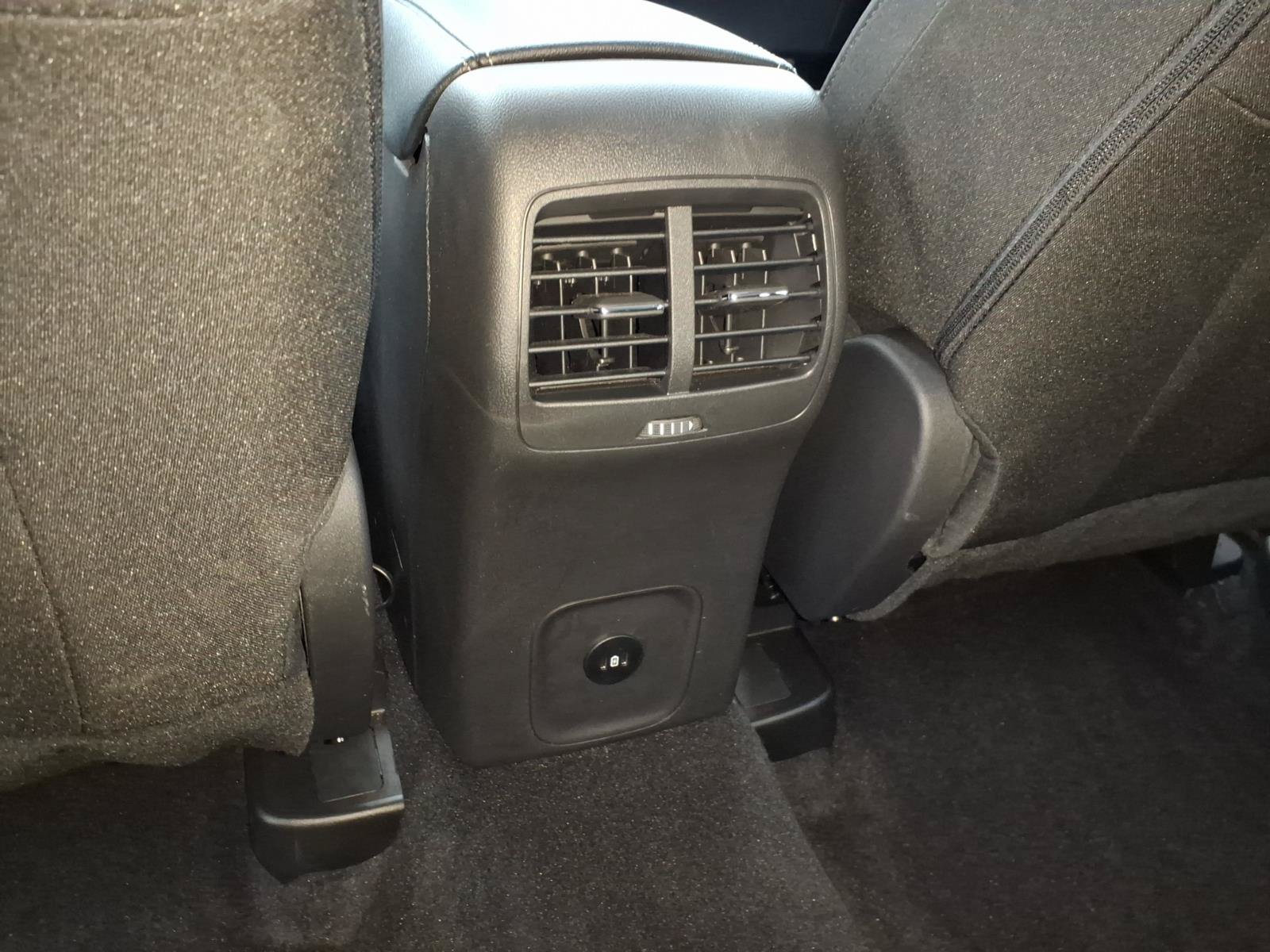 Certified 2025 Ford Escape Active w/ Cold Weather Package AWD/4WD image 10