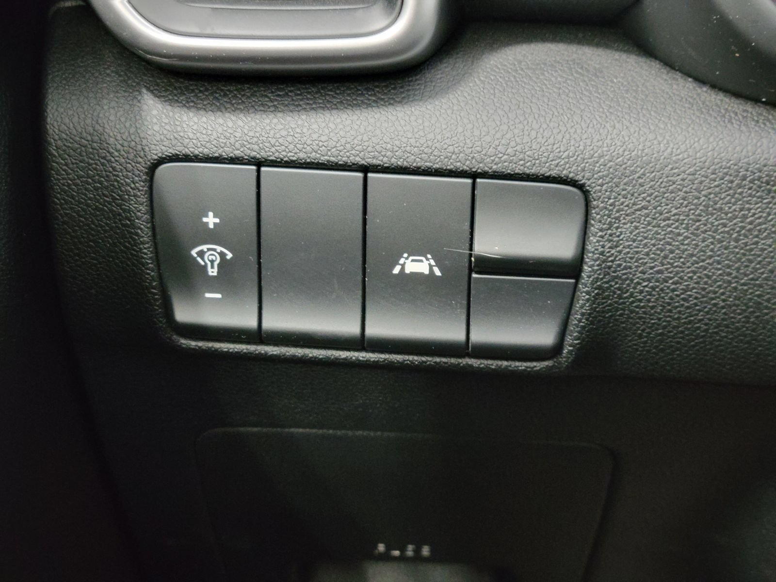 Used 2022 Kia Sportage LX AWD/4WD image 13
