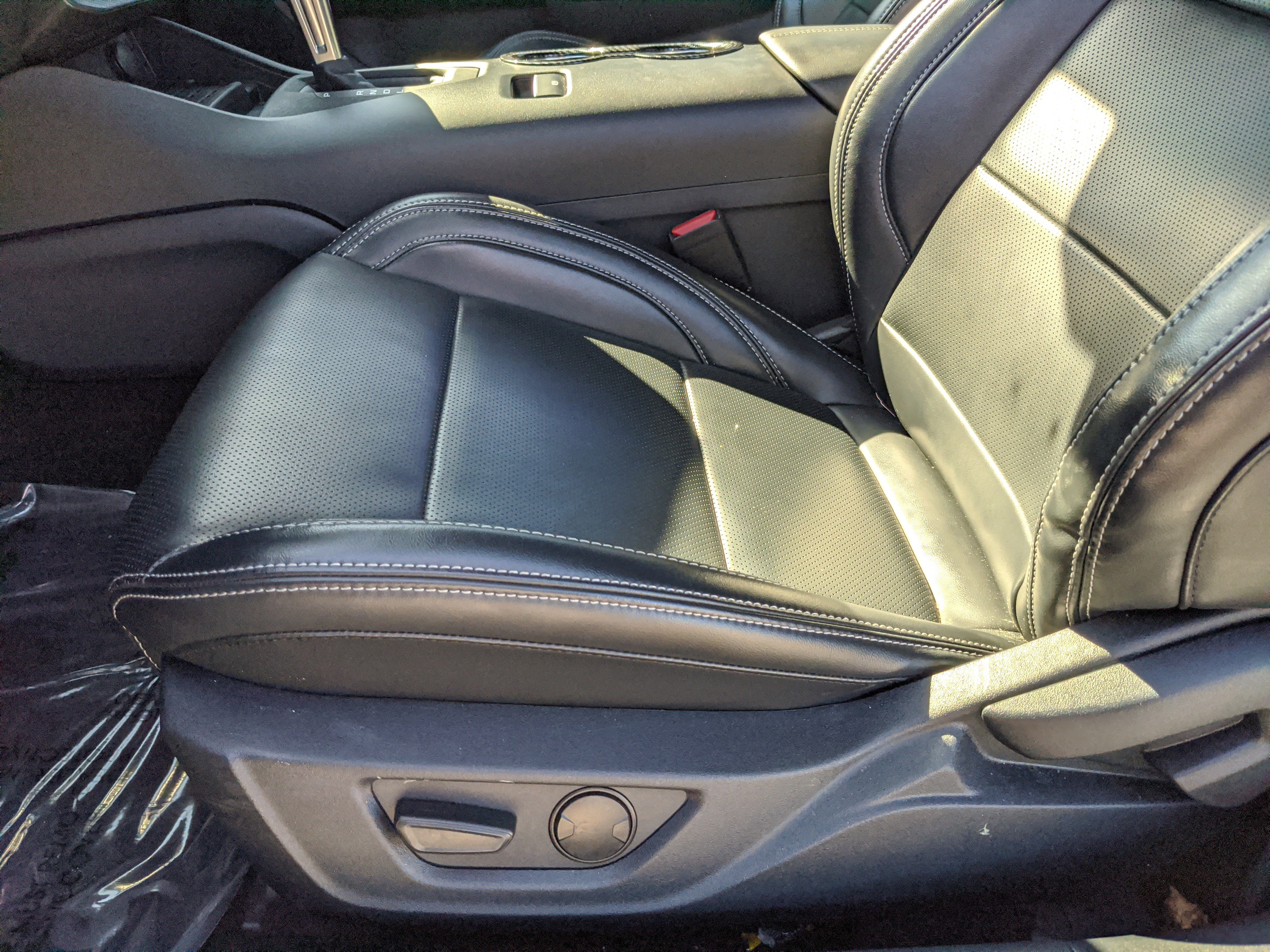 Certified 2024 Ford Mustang Premium image 19