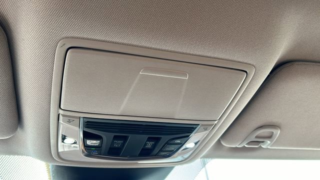 Used 2022 Acura MDX FWD w/ Technology Package image 24