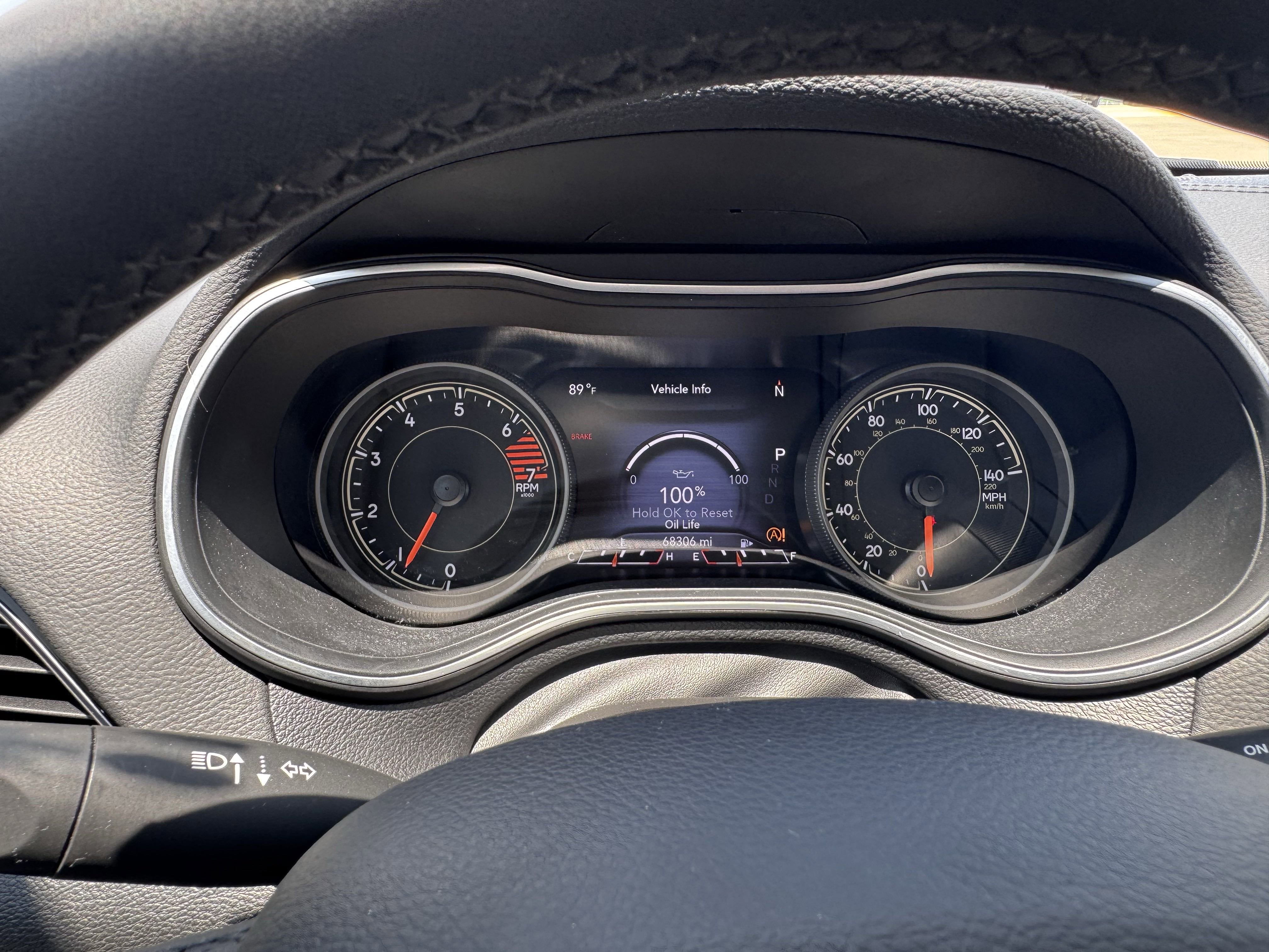 Used 2023 Jeep Cherokee Altitude Lux image 17