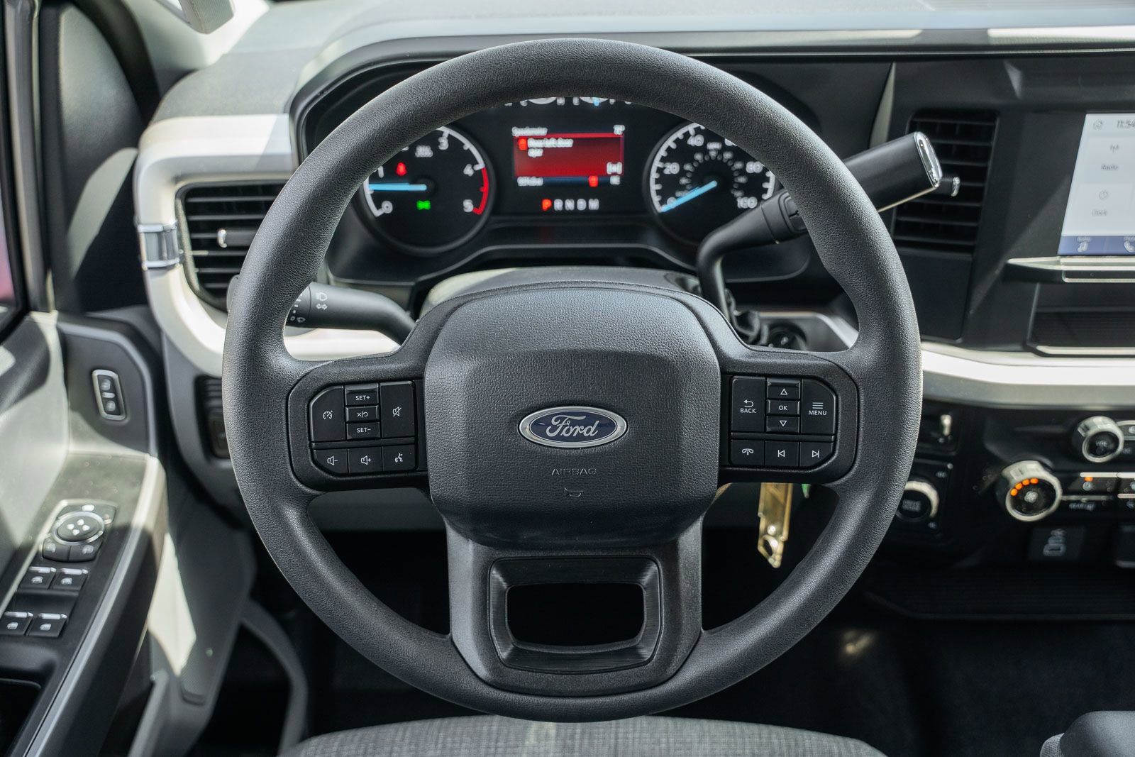 Certified 2025 Ford F250 XLT w/ 360-Degree Camera Package AWD/4WD image 27