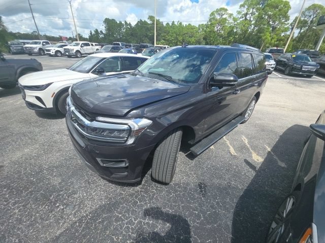 Certified 2024 Ford Expedition Limited RWD image 2