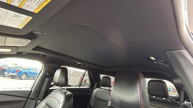 Certified 2024 Ford Explorer ST-Line w/ Class IV Trailer Tow Package image 25