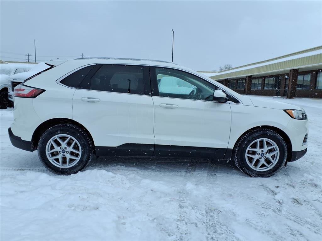 Certified 2021 Ford Edge SEL w/ Convenience Package image 6