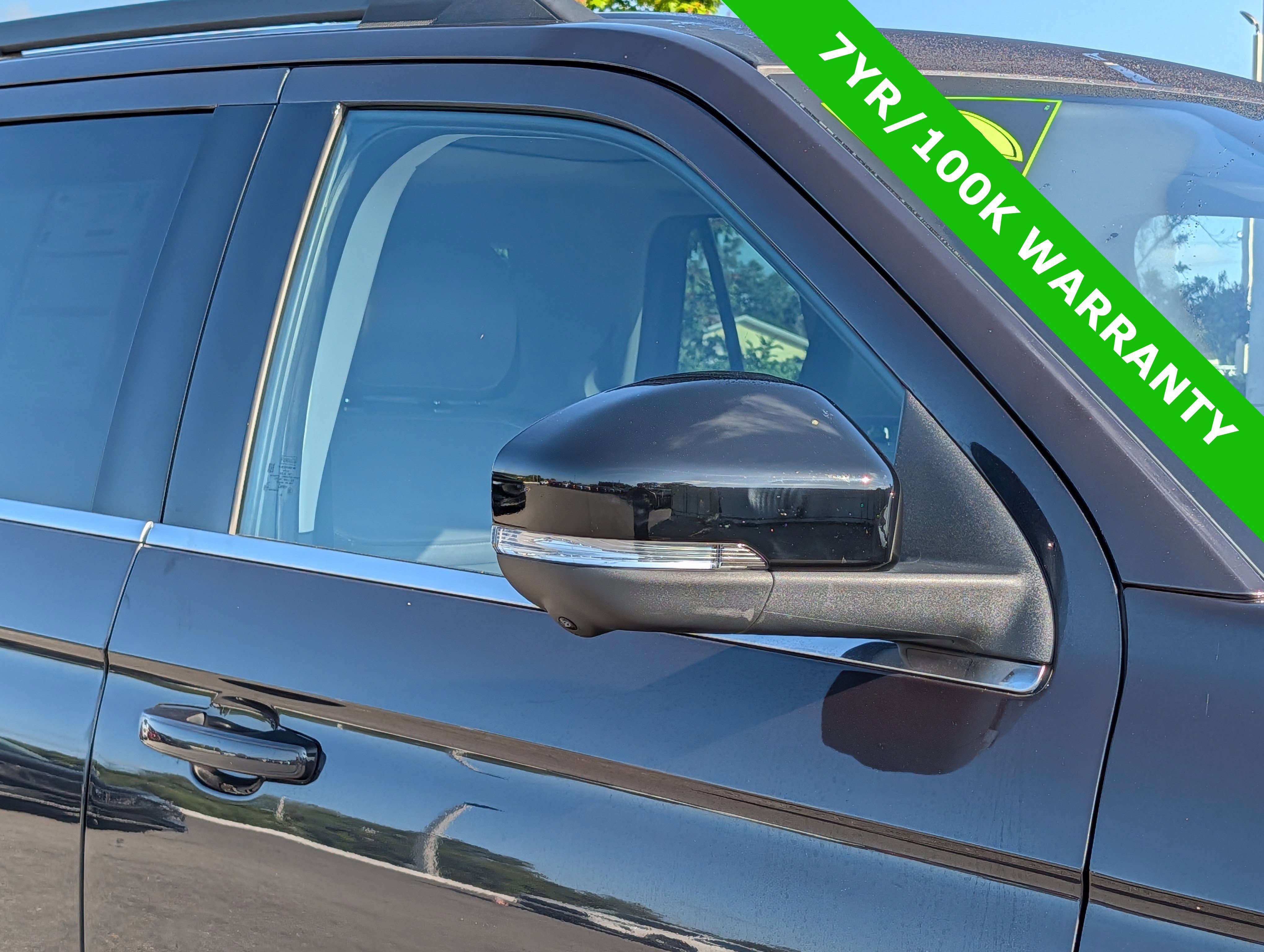 Certified 2025 Ford Expedition Active AWD/4WD image 11