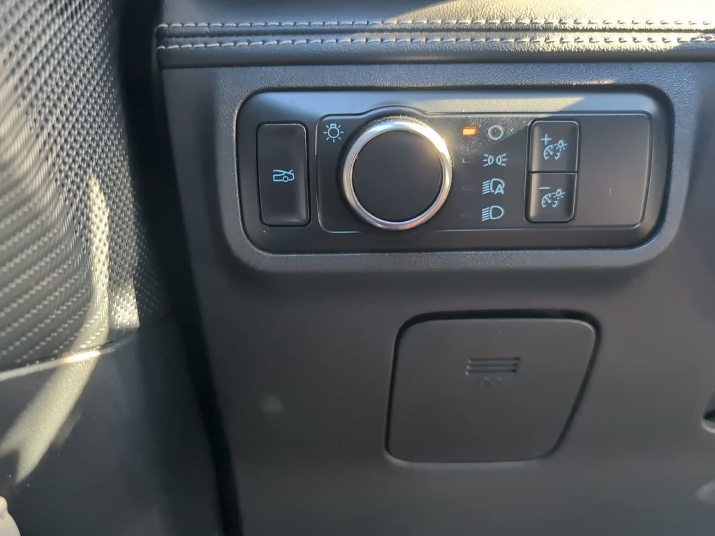 Certified 2024 Ford Mustang Premium image 22