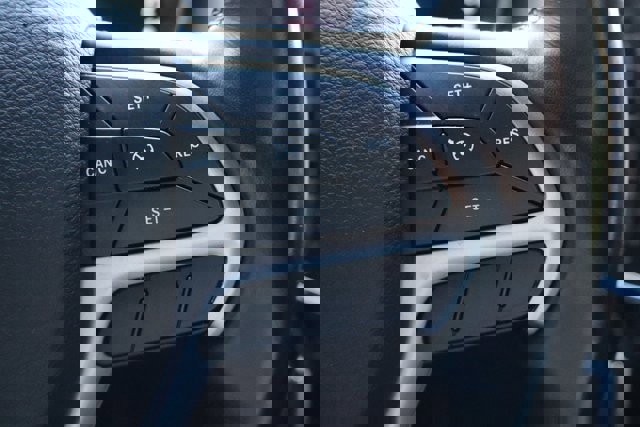 Used 2021 Jeep Grand Cherokee Limited image 21