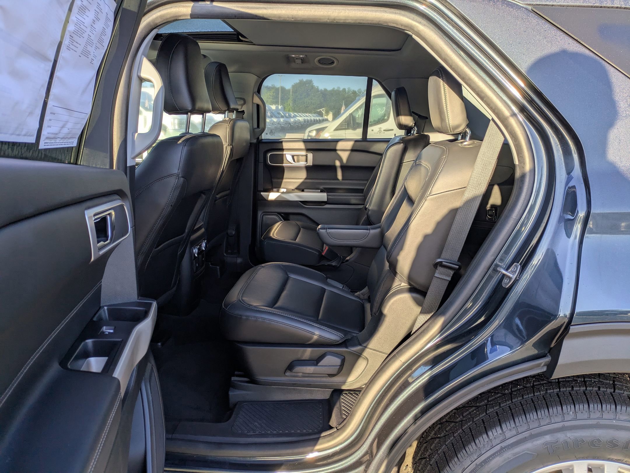 Certified 2022 Ford Explorer XLT w/ Equipment Group 202A image 27