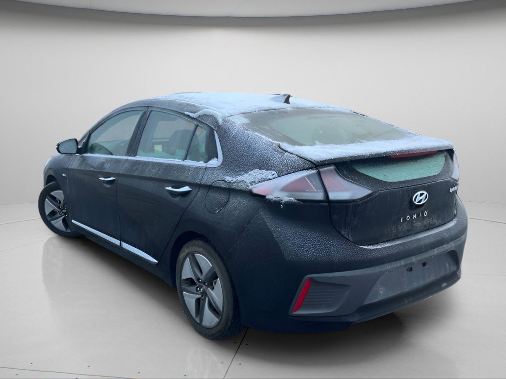 Used 2020 Hyundai Ioniq Limited image 11