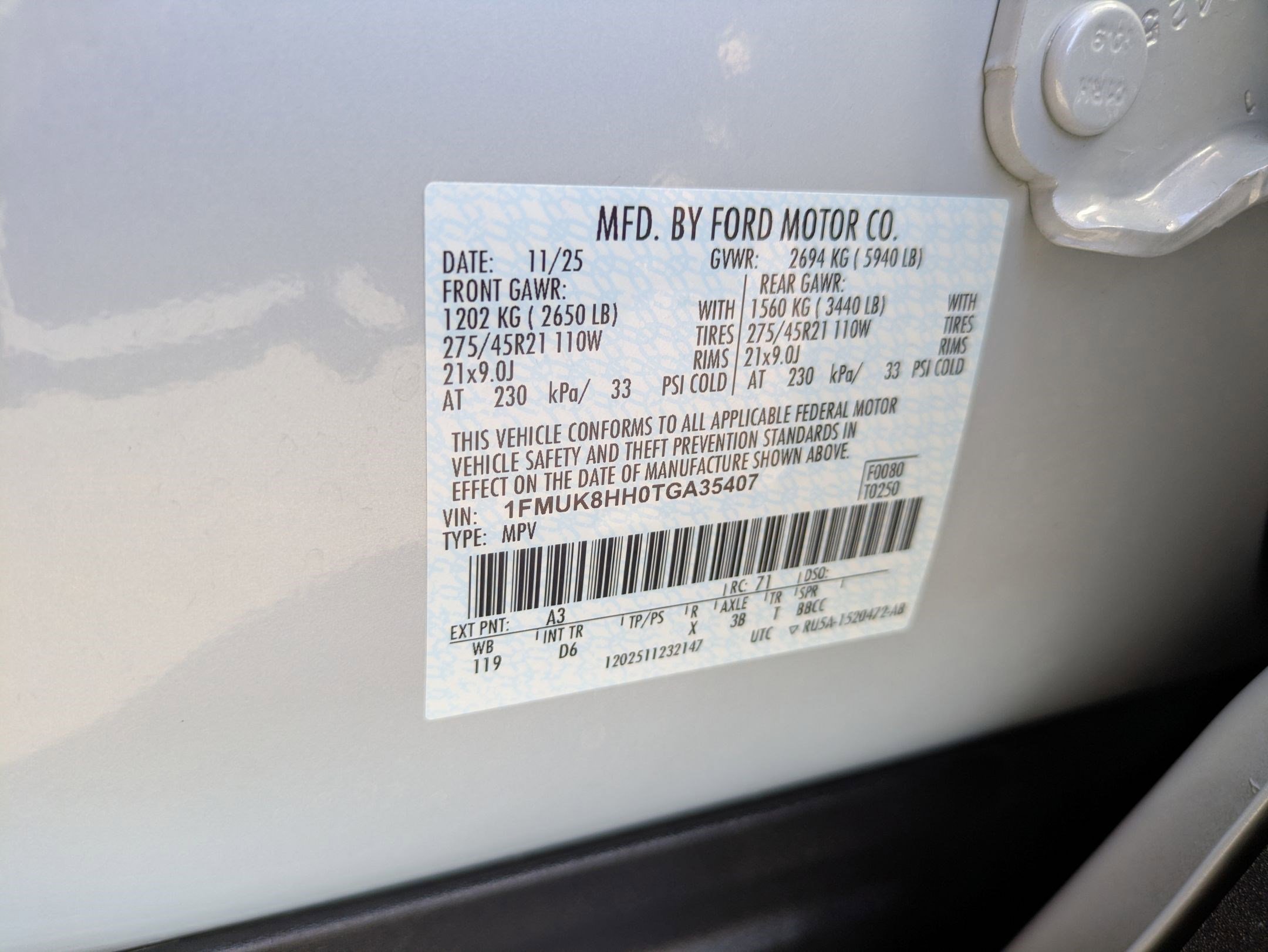 Certified 2026 Ford Explorer Platinum w/ LUX Leather Package AWD/4WD image 36