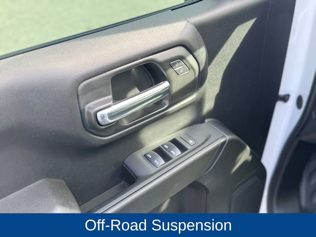 Used 2025 GMC Sierra 1500 Pro w/ X31 Off-Road Package image 9