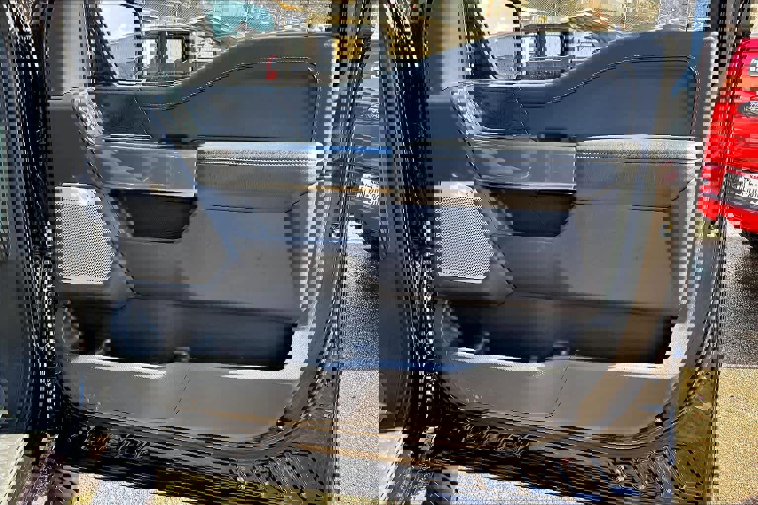 Certified 2022 Ford F150 XLT w/ Equipment Group 302A High image 25