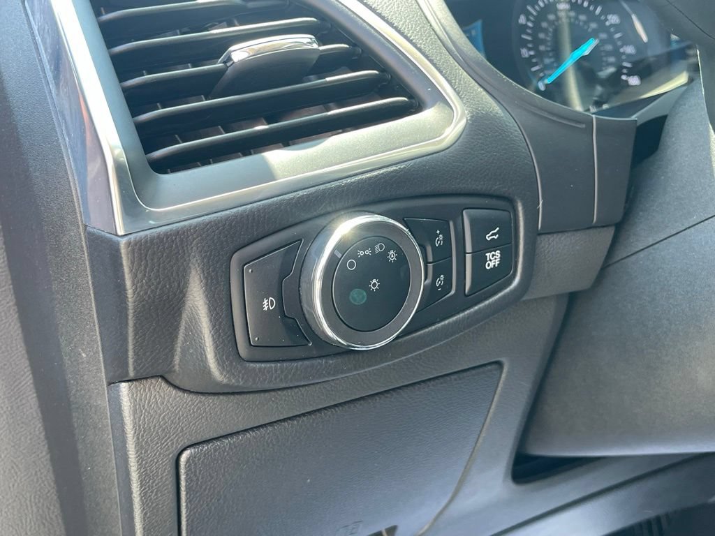 Certified 2024 Ford Edge Titanium AWD/4WD image 27