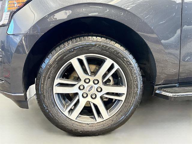 Certified 2023 Ford Expedition XLT image 24