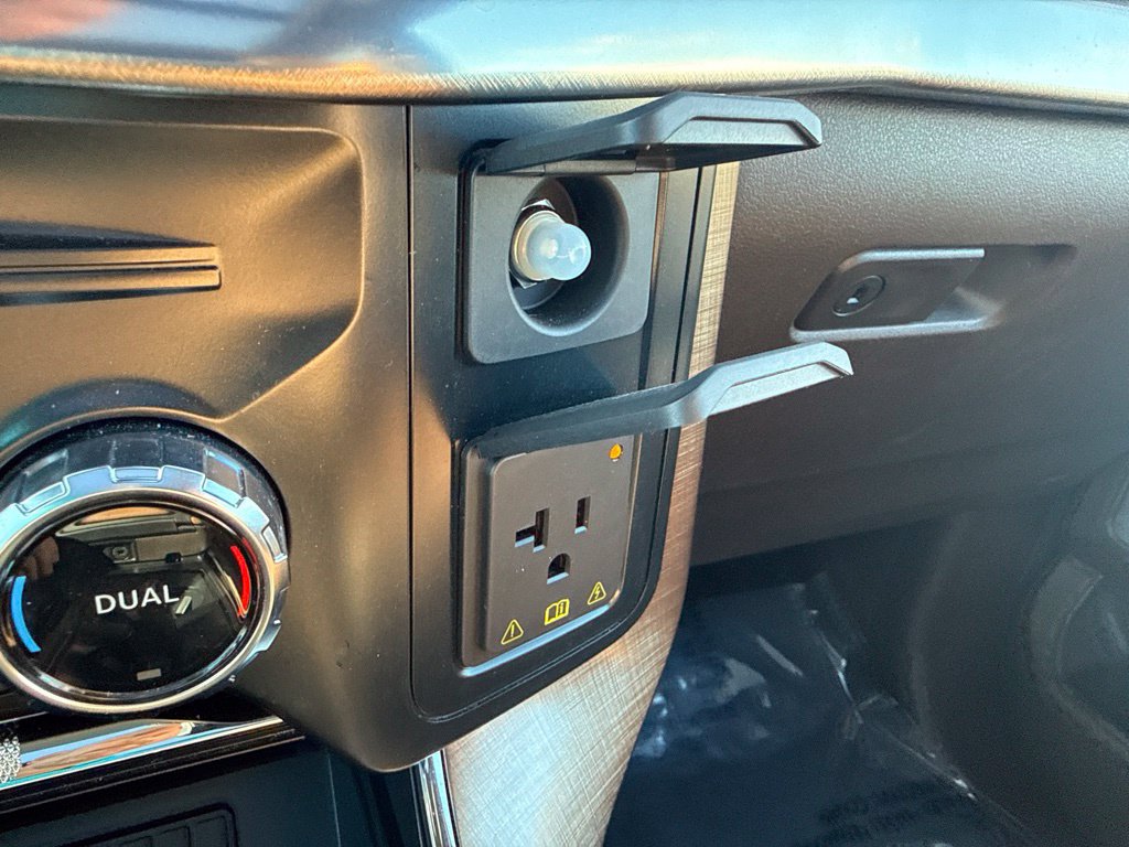Certified 2024 Ford F150 King Ranch AWD/4WD image 33