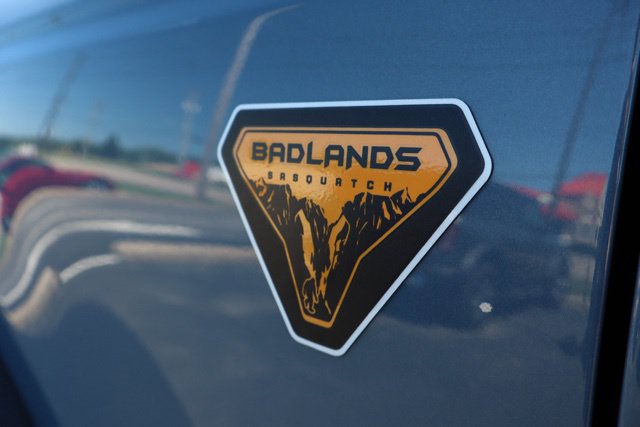 Certified 2025 Ford Bronco Badlands w/ Sasquatch Package AWD/4WD image 11