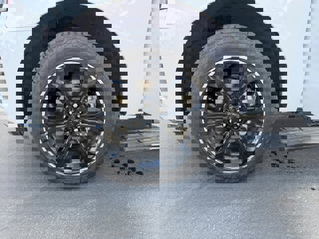 Certified 2023 Ford Expedition Limited image 27