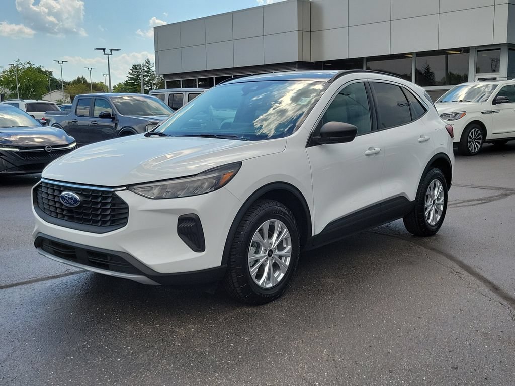 Certified 2023 Ford Escape Active w/ Tech Pack #1 AWD/4WD image 8