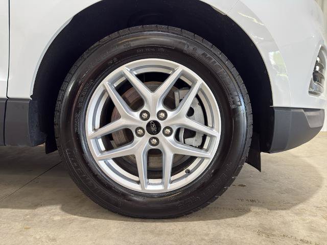 Certified 2024 Ford Edge SEL w/ Convenience Package AWD/4WD image 28