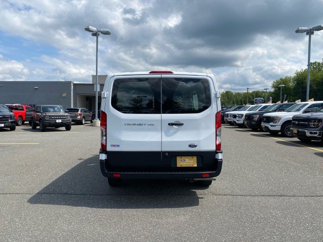 Certified 2025 Ford Transit 250 Low Roof w/ Exterior Upgrade Package RWD image 4