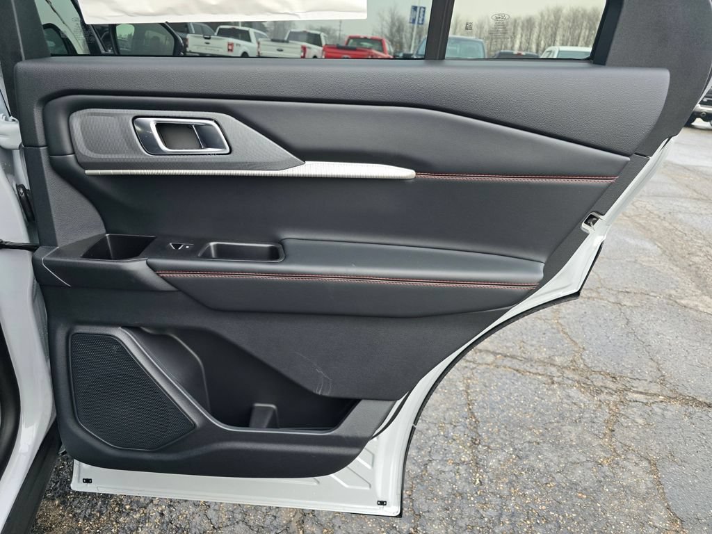 Certified 2026 Ford Explorer ST AWD/4WD image 15