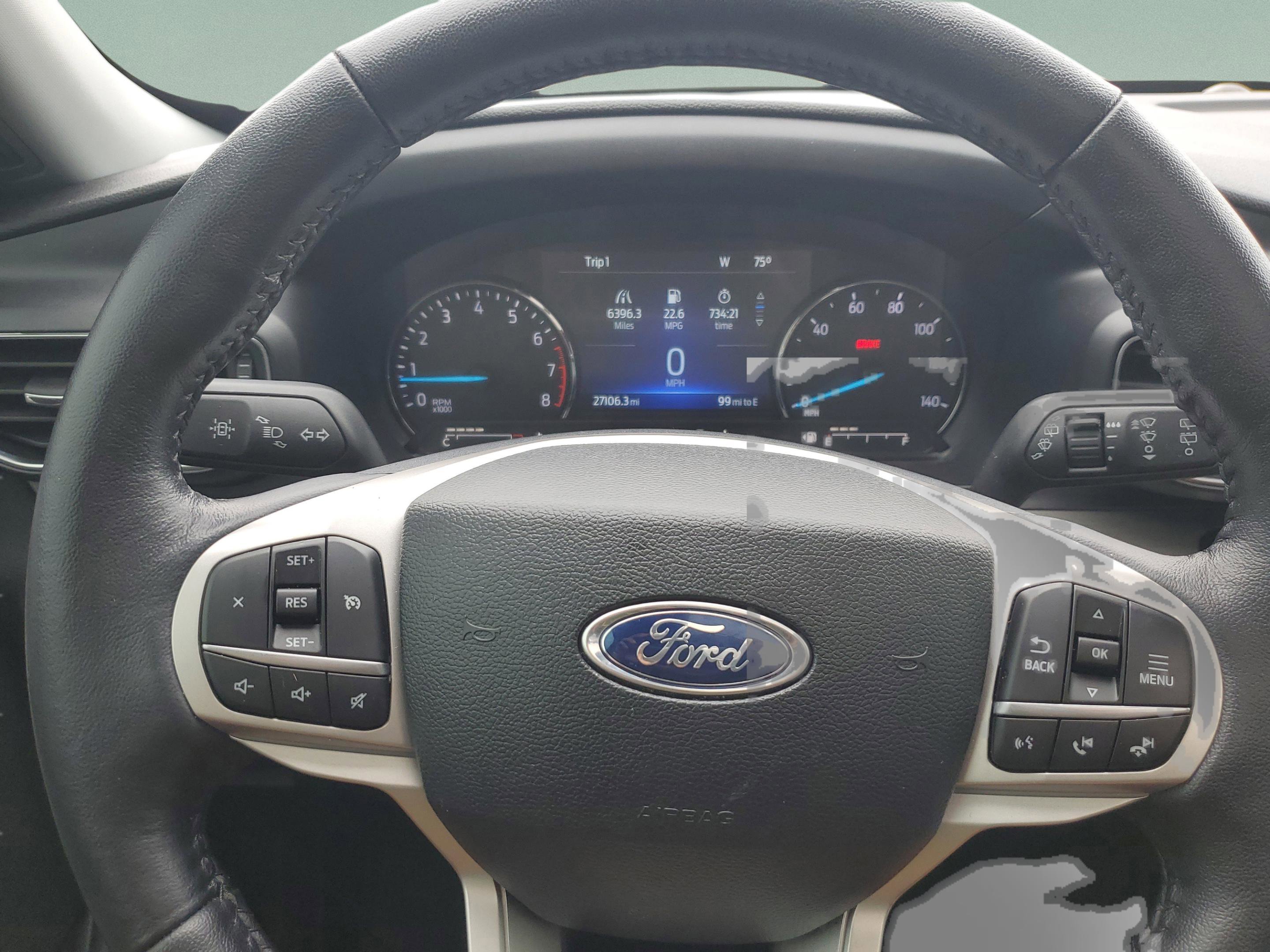 Certified 2023 Ford Explorer XLT w/ Equipment Group 202A AWD/4WD image 21