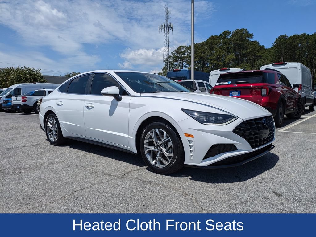 Used 2023 Hyundai Sonata SEL FWD image 2