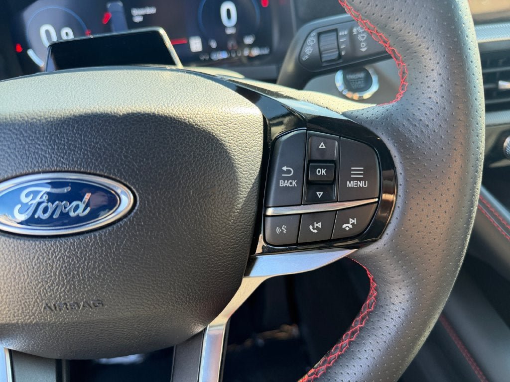 Certified 2025 Ford Explorer ST-Line w/ ST-Line Street Pack AWD/4WD image 17