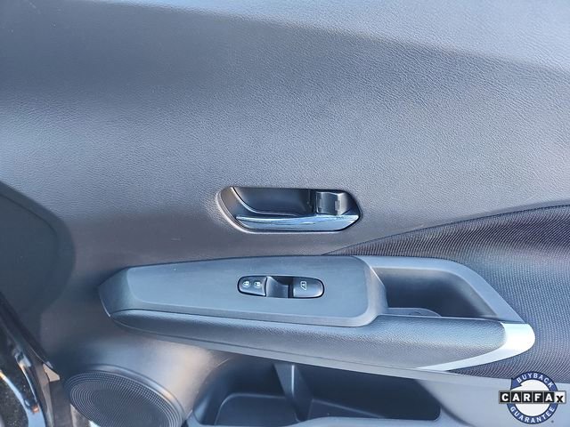 Used 2021 Nissan Kicks SV image 33