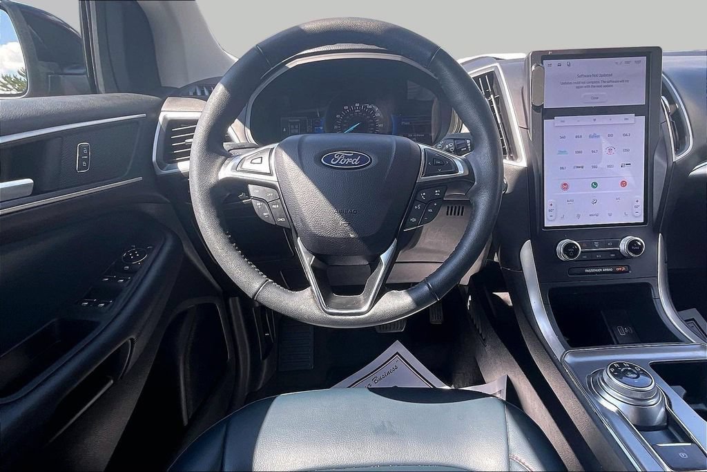 Certified 2024 Ford Edge SEL w/ Sport Appearance Package AWD/4WD image 5