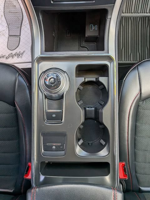Certified 2023 Ford Edge ST-Line AWD/4WD image 15