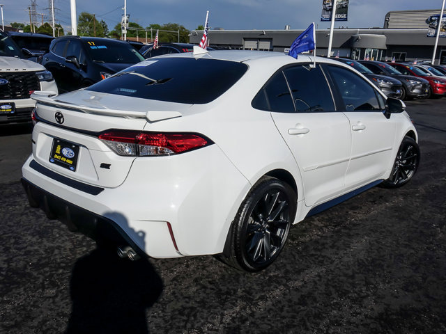 Used 2025 Toyota Corolla SE w/ Convenience Package FWD image 8